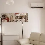 New Stabile Balcony Apartamento